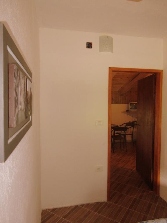 Kamp Rut Hostel Кобарид Екстериор снимка
