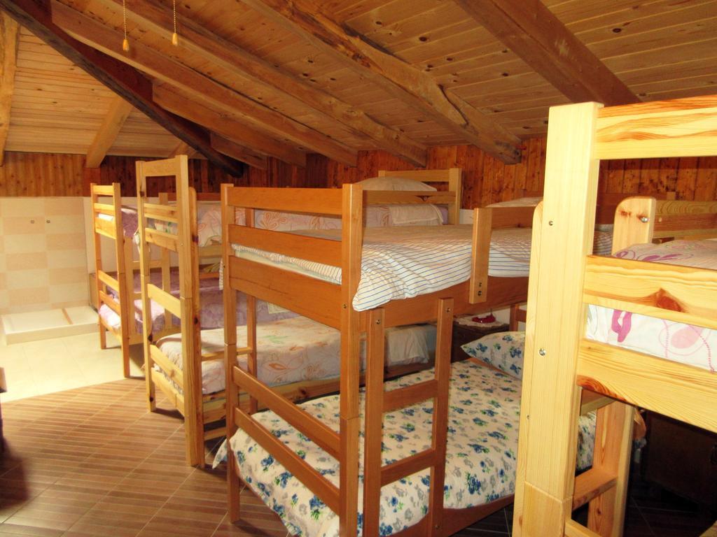 Kamp Rut Hostel Кобарид Екстериор снимка